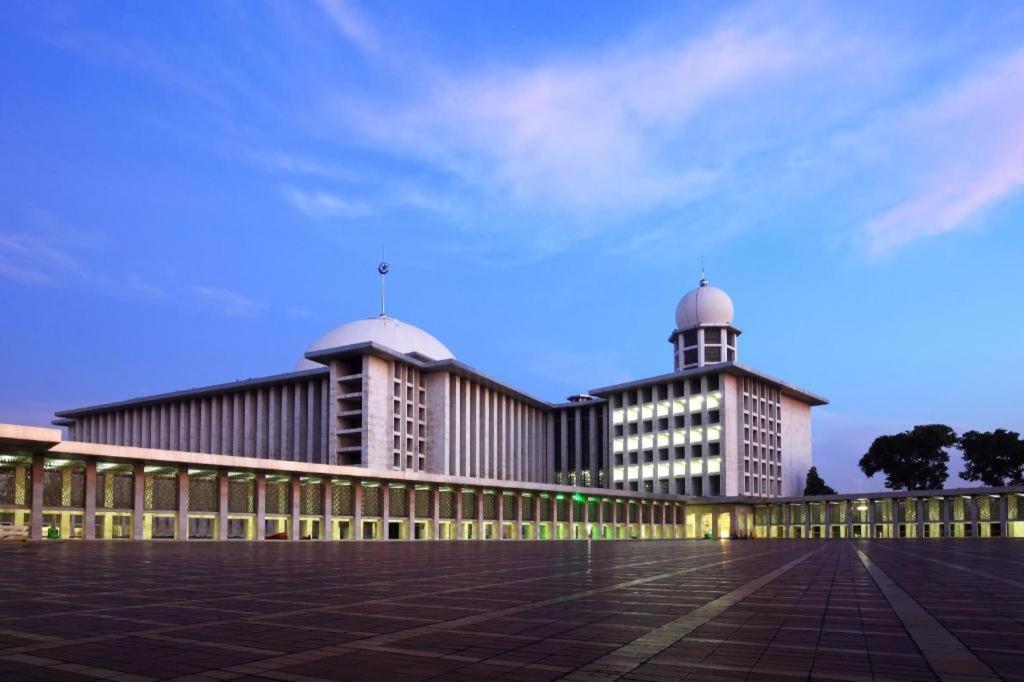 Grand Cempaka Business Hotel Jakarta Luaran gambar
