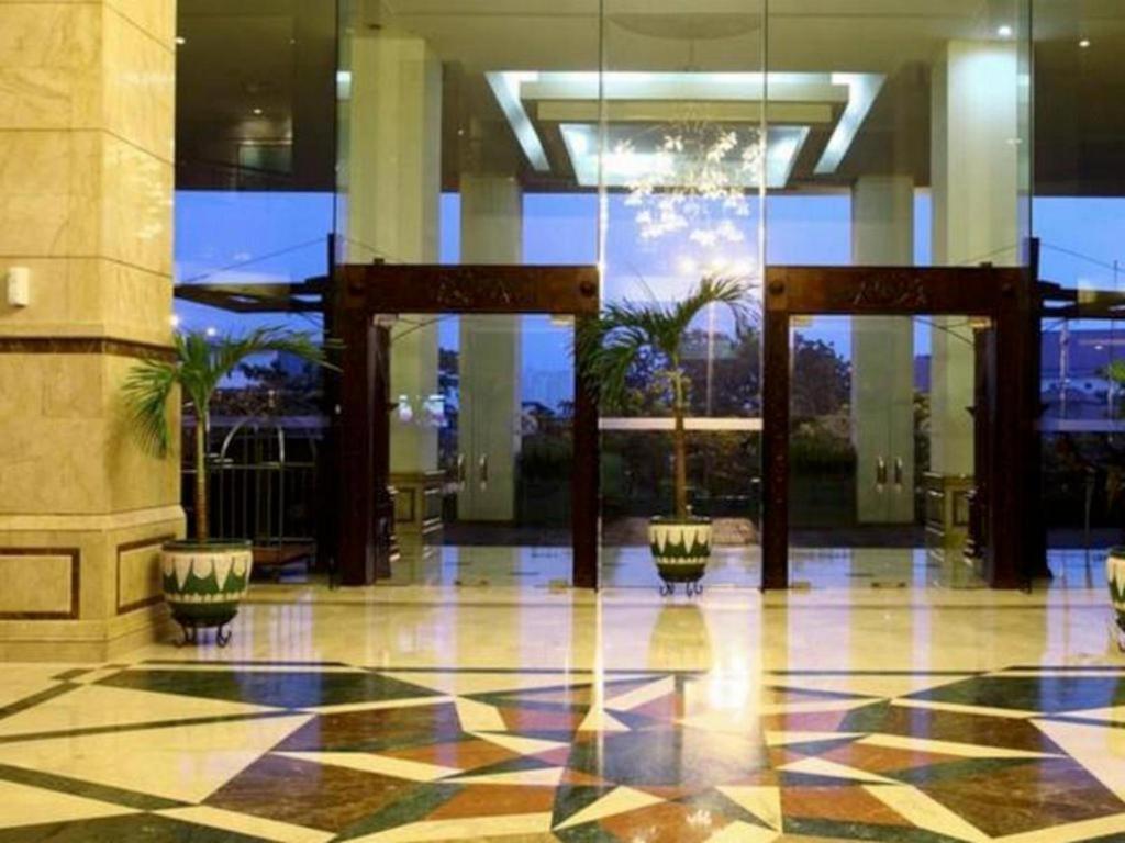 Grand Cempaka Business Hotel Jakarta Luaran gambar