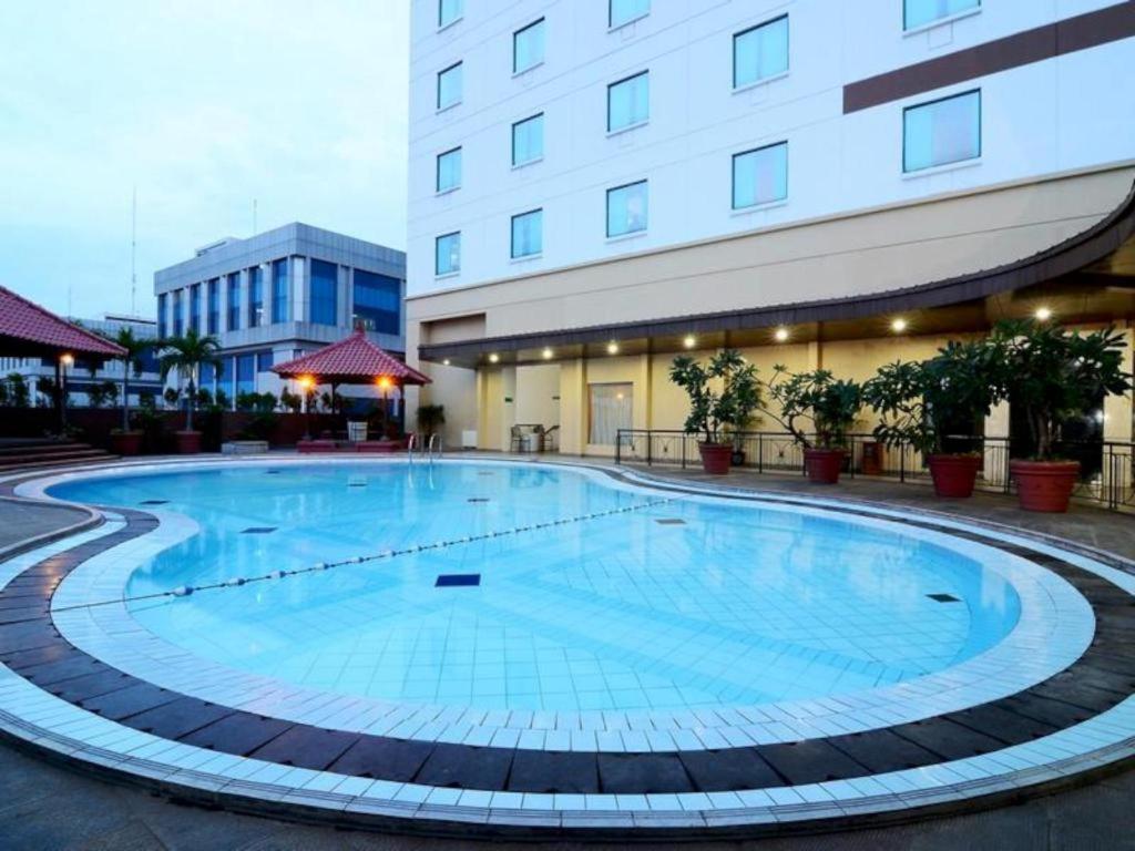 Grand Cempaka Business Hotel Jakarta Luaran gambar